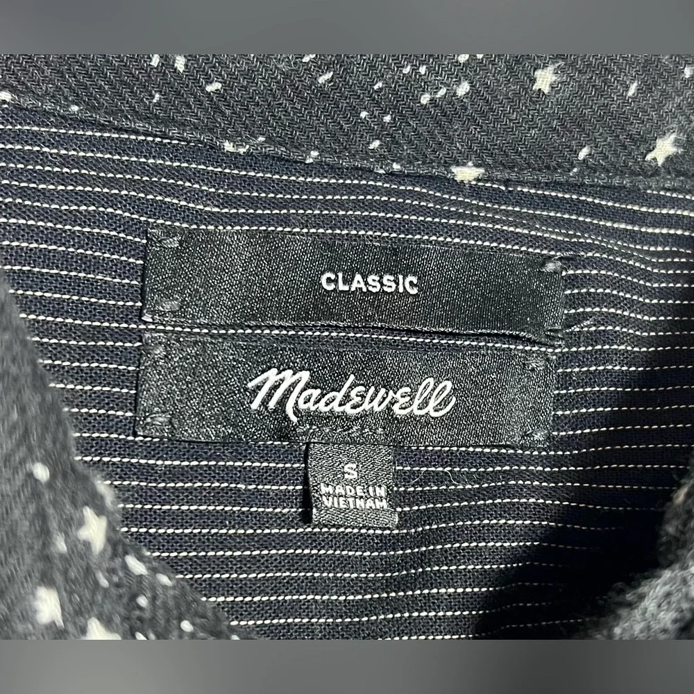 Madewell Oversized Ex-Boyfriend Button Down - Picture 3 of 6